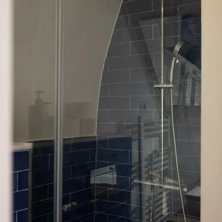 Principe Real In Quiet Street 리스본