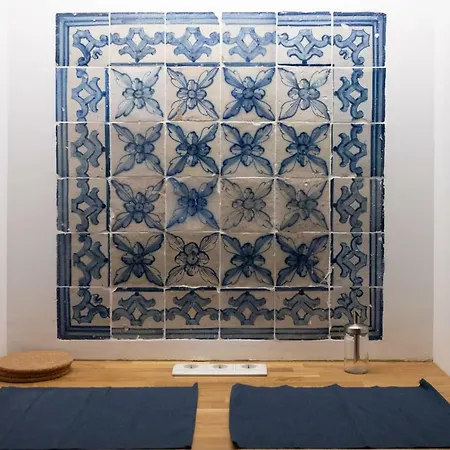 Principe Real In Quiet Street * 리스본